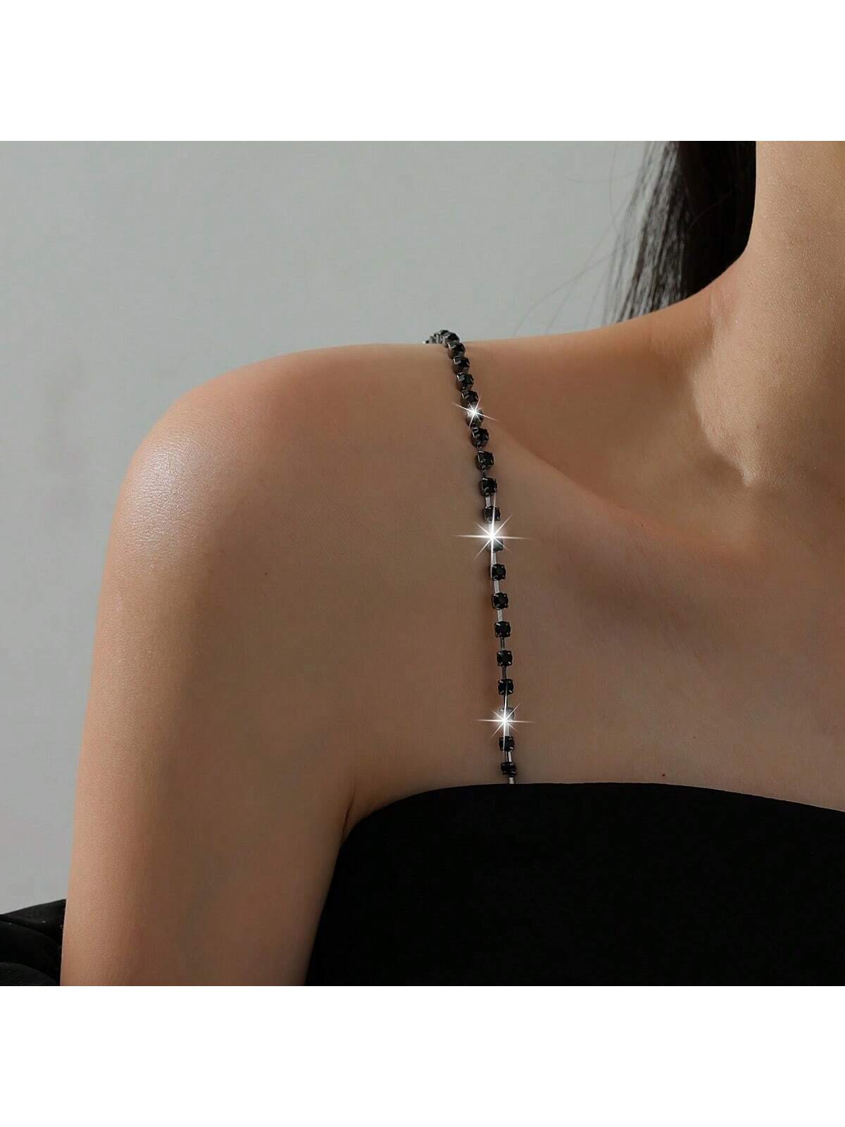 Элегантные регулируемые бретел – обзор и цена Body Jewelry Bra